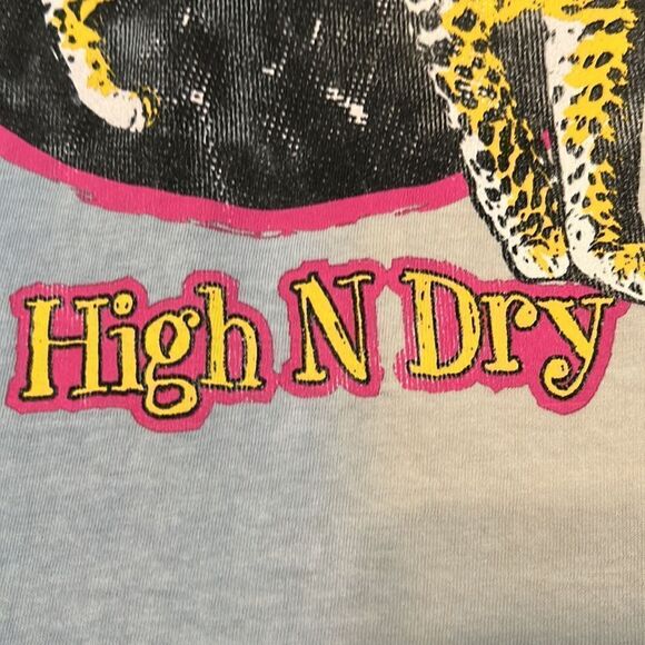 Def Leppard High & Dry size XL band T-shirt see last photo for a small spot GUC - Picture 4 of 7